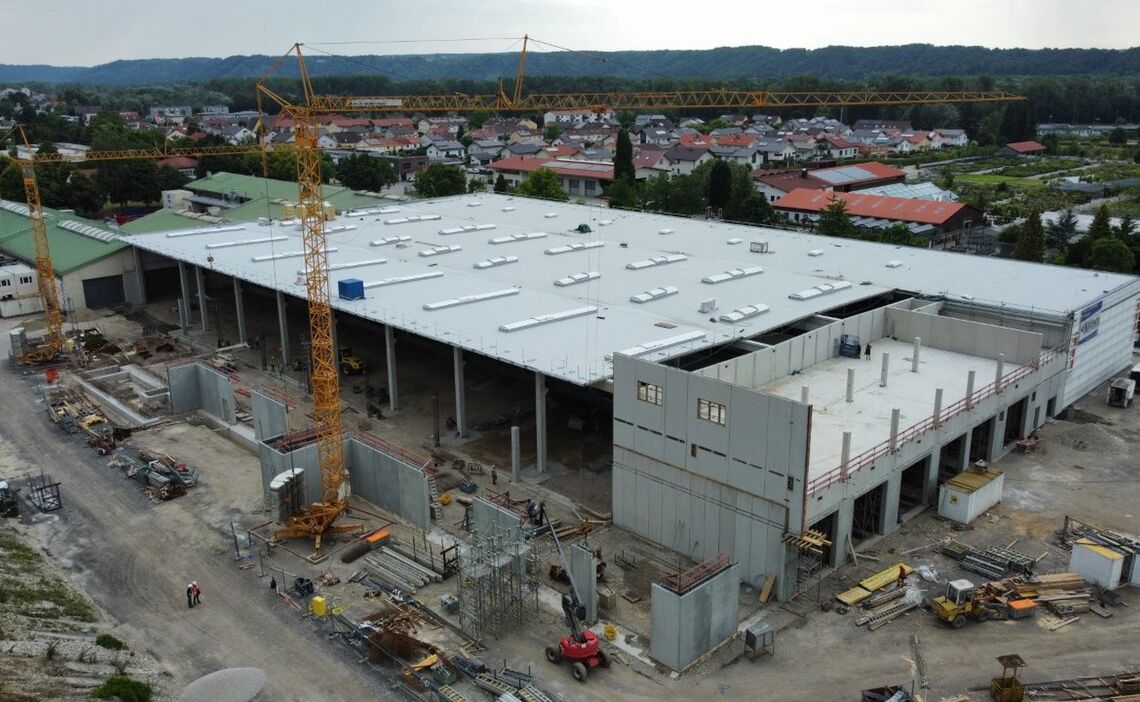 001 Gesamt Ansicht Klein