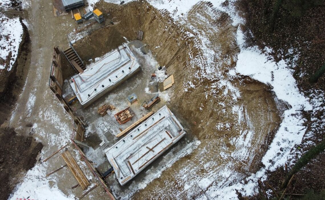 Foeching 6 Rahmenbauwerk Fundamente Klein