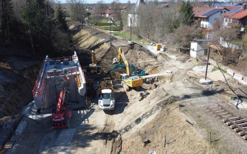 Aushub für Verlängerung der Verschubbahn